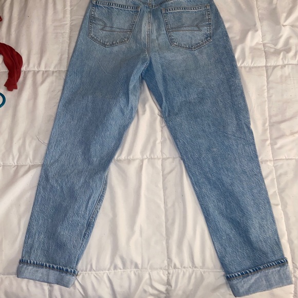 AEO distressed mom jeans - Picture 3 of 4